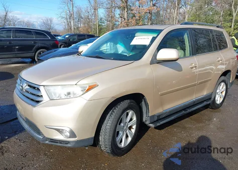 2012 Toyota Highlander Se V6 из США, поврежденный, VIN 5TDBK3EH8CS146814